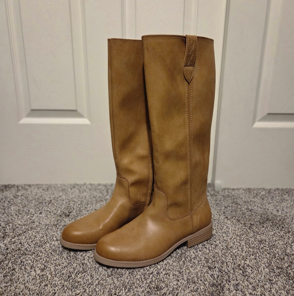 Crown Vintage Feya Light Tan Vegan Leather Knee-High Boots Sz9